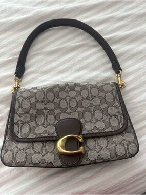 Coach soft tabby signature jacquard